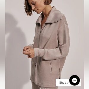 NWOT Varley Raleigh Zip